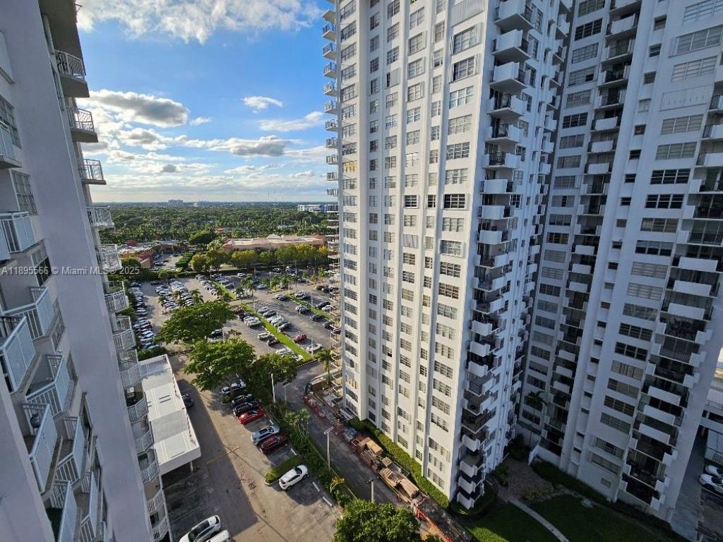 18061 Biscayne Blvd, Unit 1602, Aventura, FL 33160 Photo