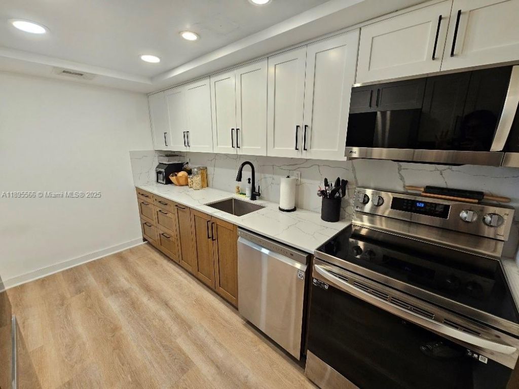 18061 Biscayne Blvd, Unit 1602, Aventura, FL 33160 Photo