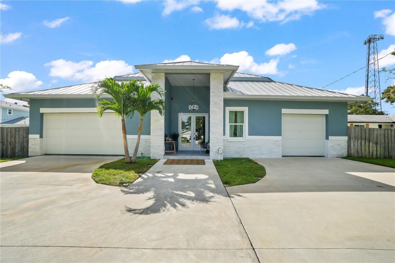 11624 Oak Lane, Seminole, FL 33778 Photo