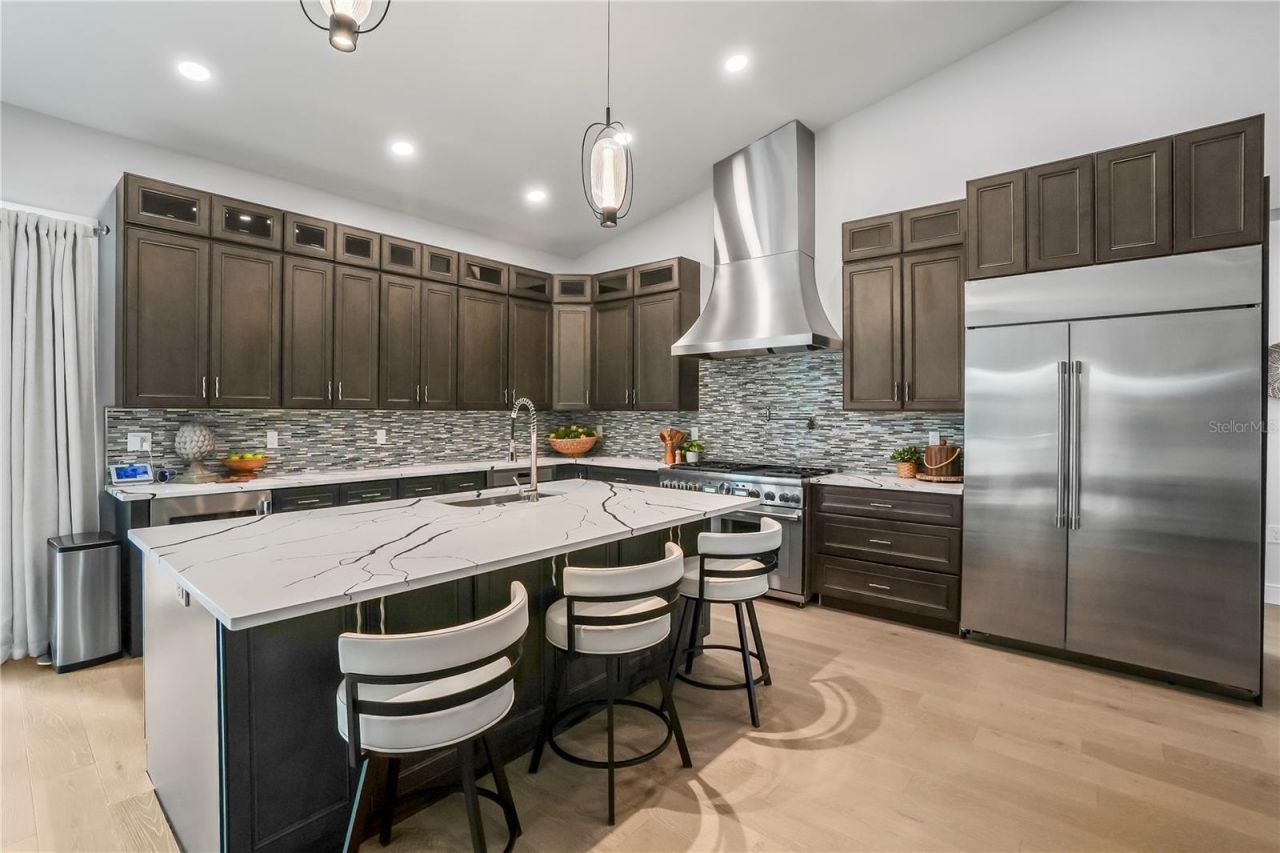 11624 Oak Lane, Seminole, FL 33778 Photo