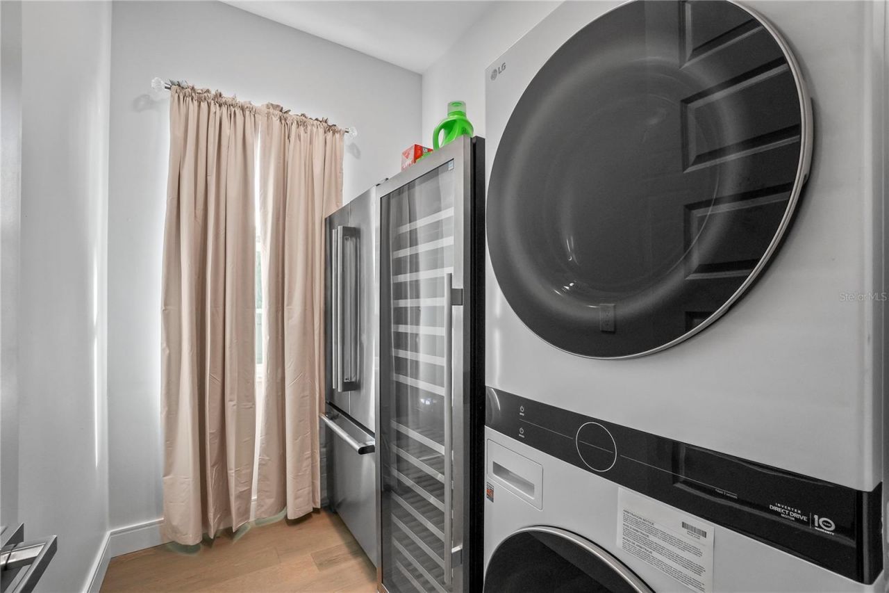 11624 Oak Lane, Seminole, FL 33778 Photo