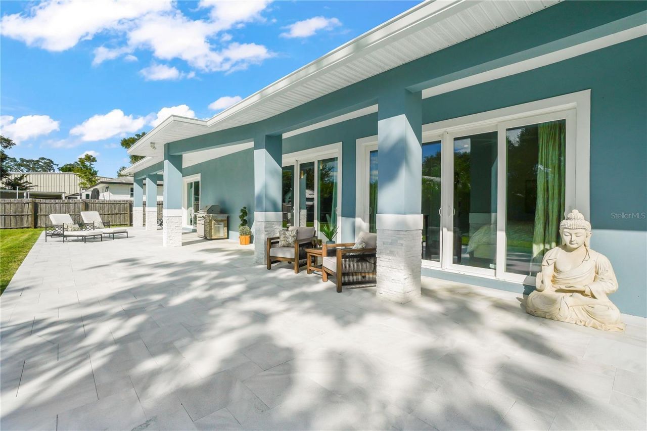 11624 Oak Lane, Seminole, FL 33778 Photo