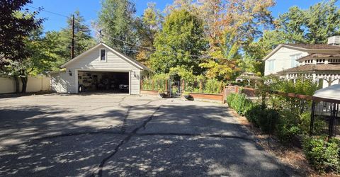 310 Mountain Street, Carson City, NV 89703 Photo