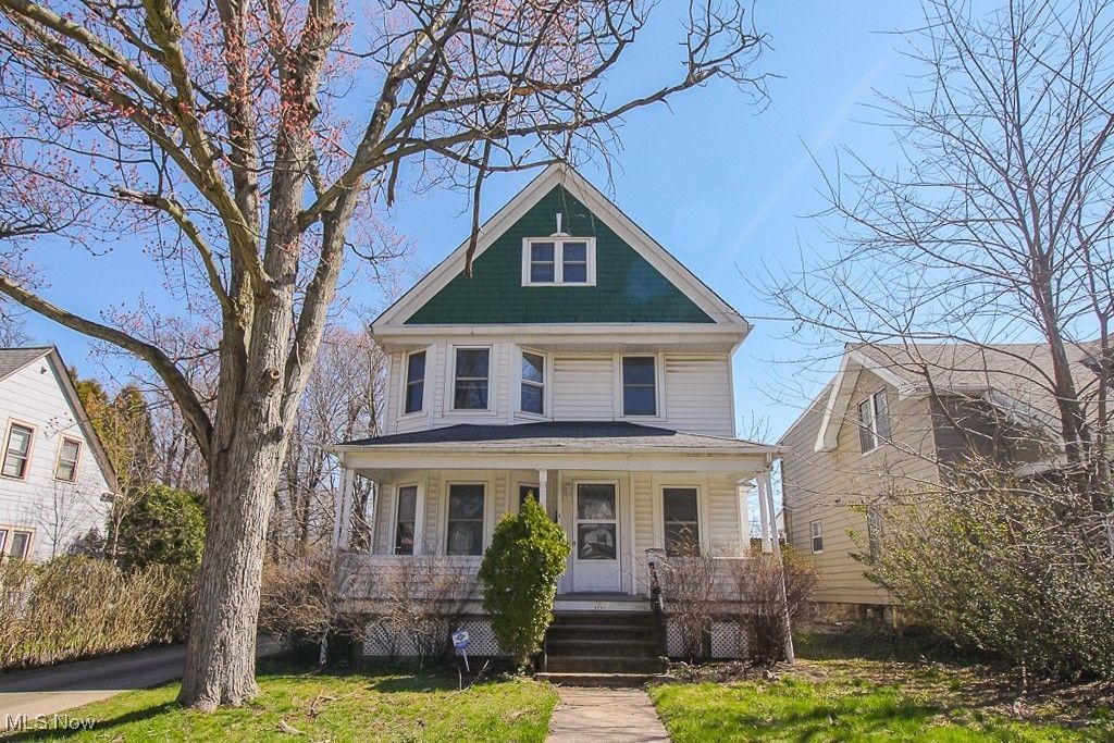 1725 Preyer Avenue, Cleveland Heights, OH 44118 Main Photo