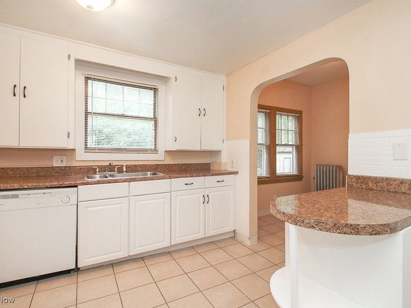 2100 Cottage Grove Drive, Cleveland Heights, OH 44118 Photo 10