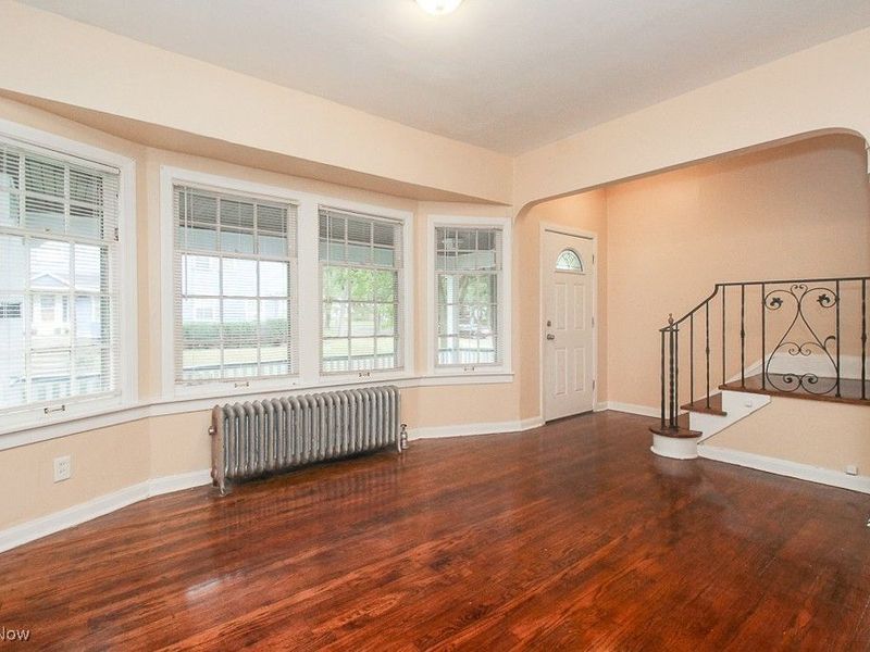 2100 Cottage Grove Drive, Cleveland Heights, OH 44118 Photo 3