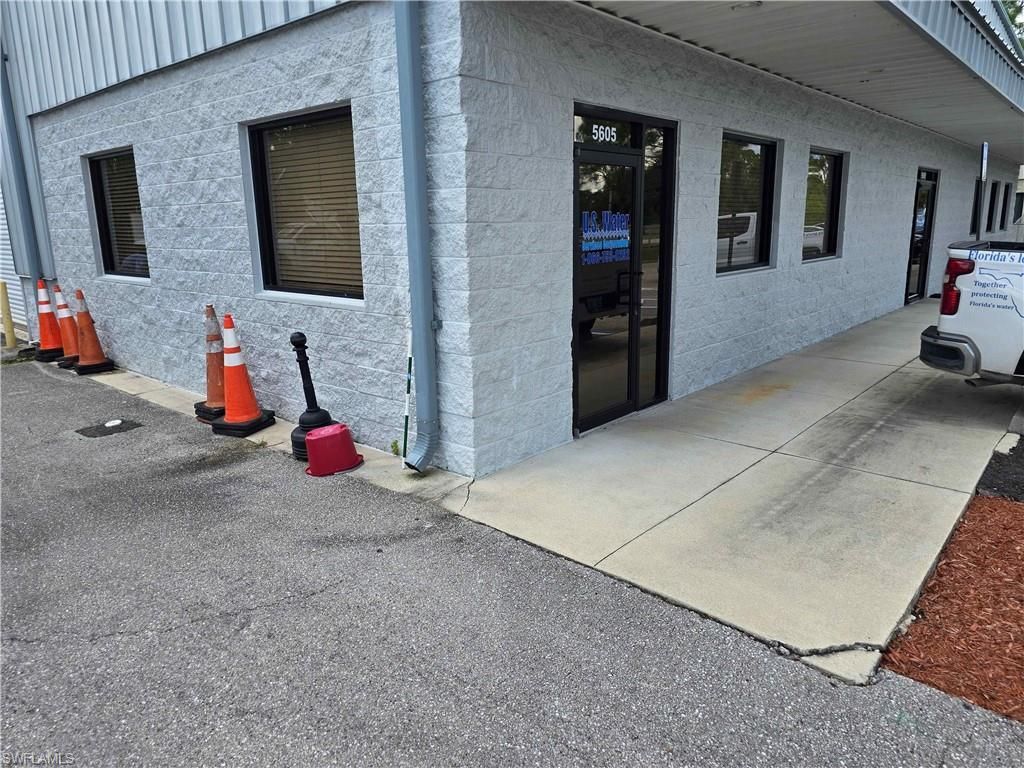 5605 2nd St W, Lehigh Acres, FL 33971 Photo