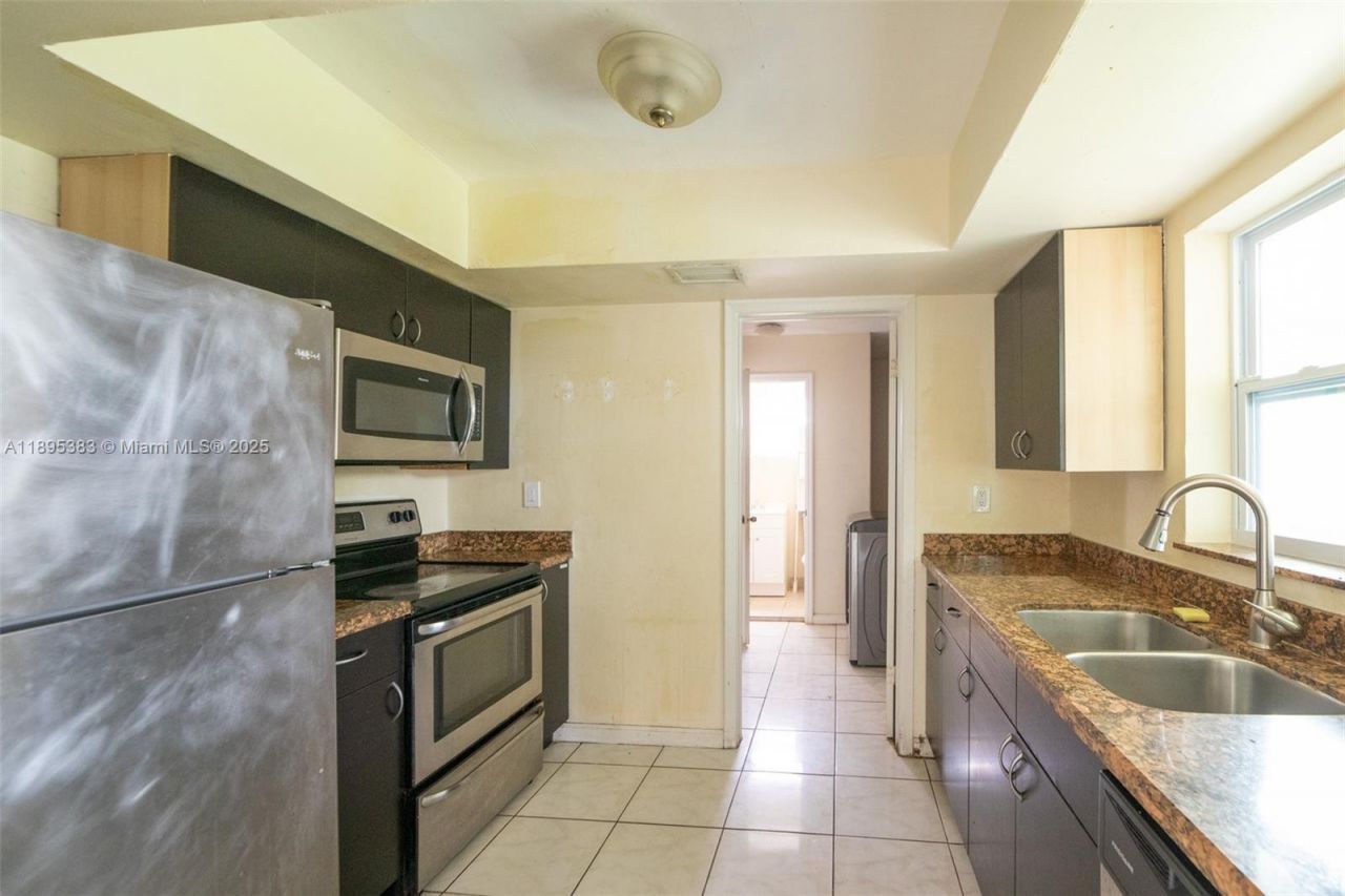 2900 N 73rd Ave, Hollywood, FL 33024 Photo