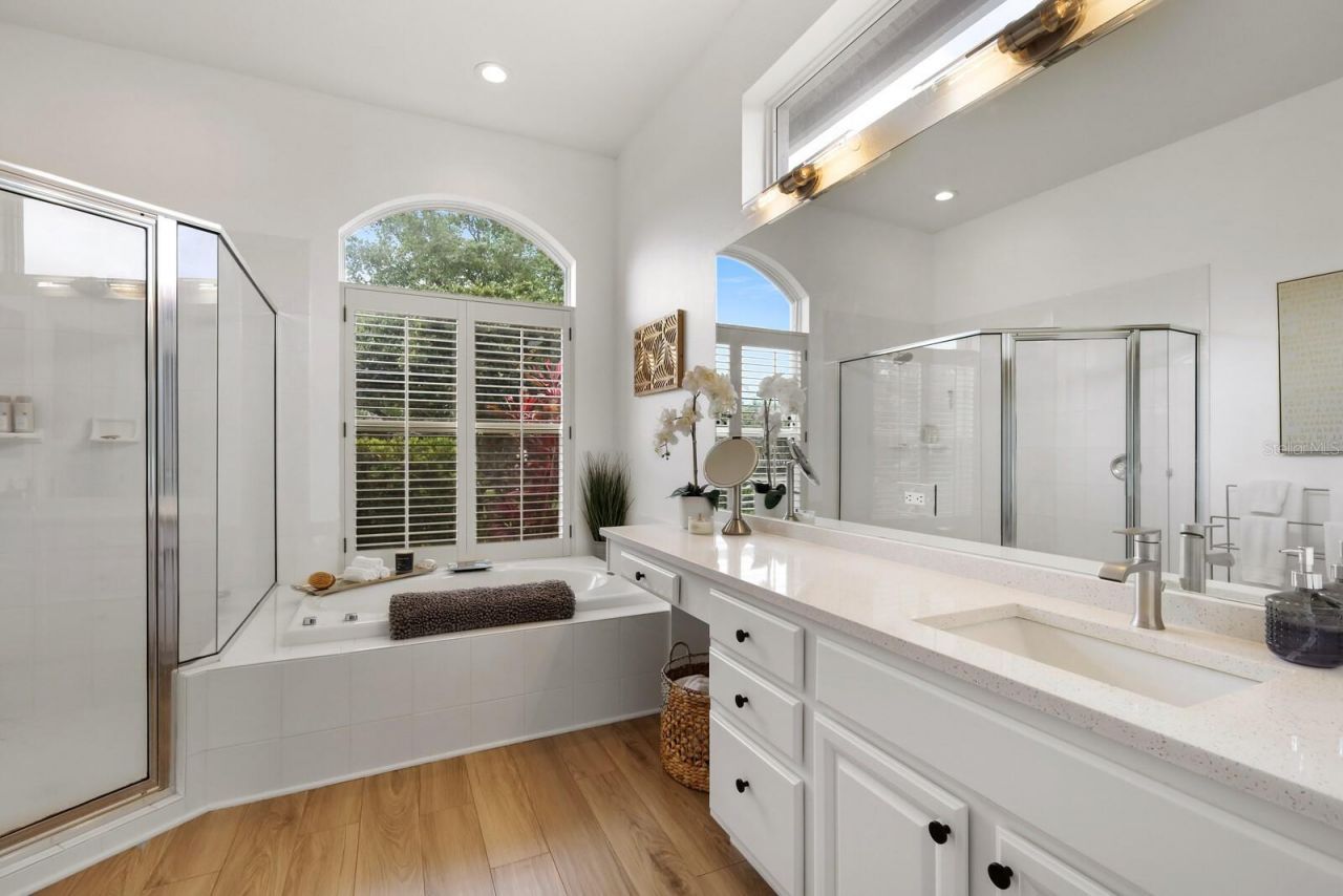 10160 Cherry Hills Avenue Circle, Bradenton, FL 34202 Photo