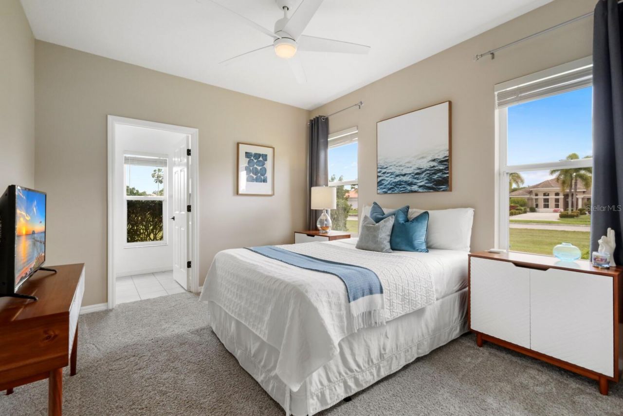 10160 Cherry Hills Avenue Circle, Bradenton, FL 34202 Photo