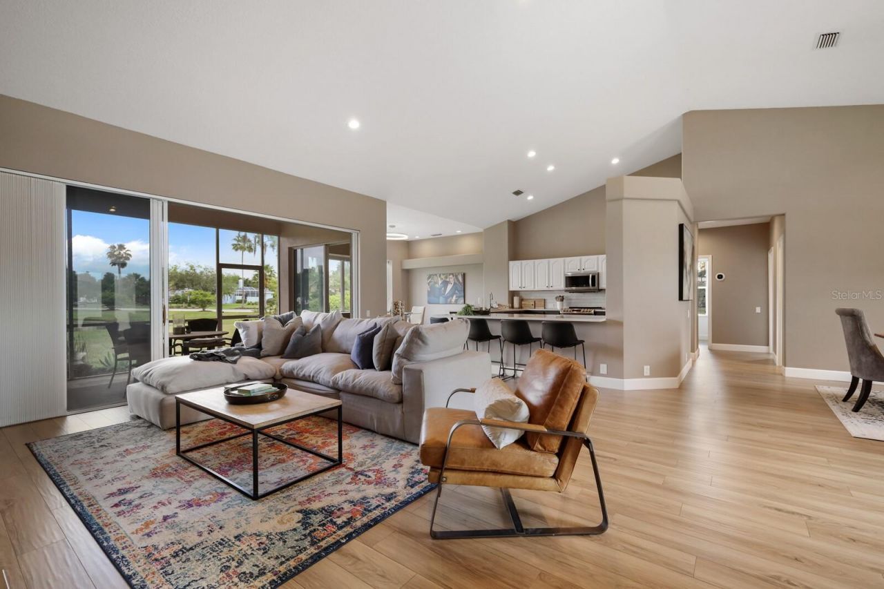 10160 Cherry Hills Avenue Circle, Bradenton, FL 34202 Photo