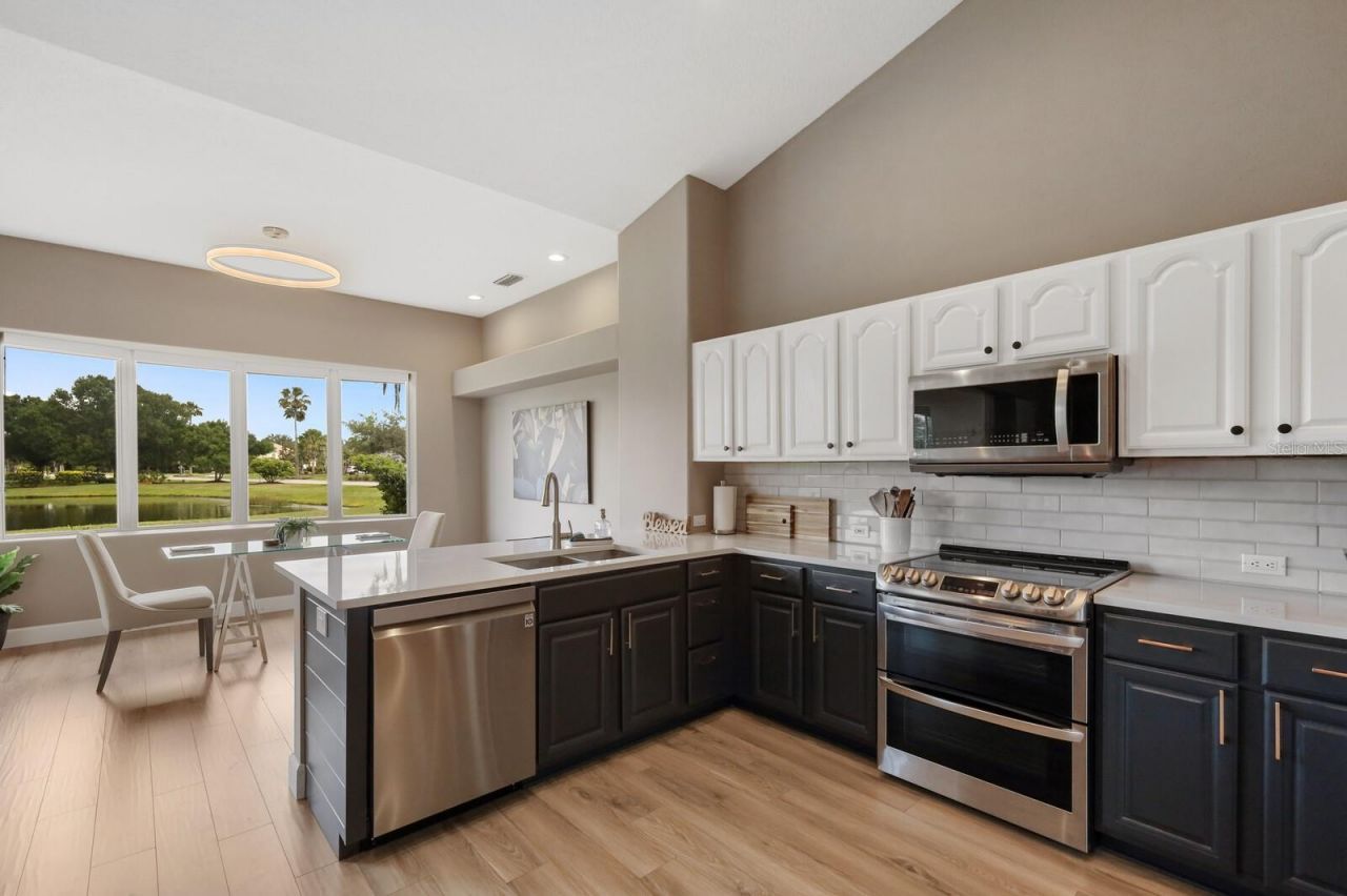 10160 Cherry Hills Avenue Circle, Bradenton, FL 34202 Photo