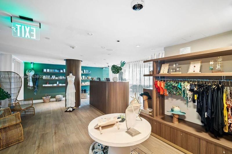 1100 West Ave, Unit 819, Miami Beach, FL 33139 Photo