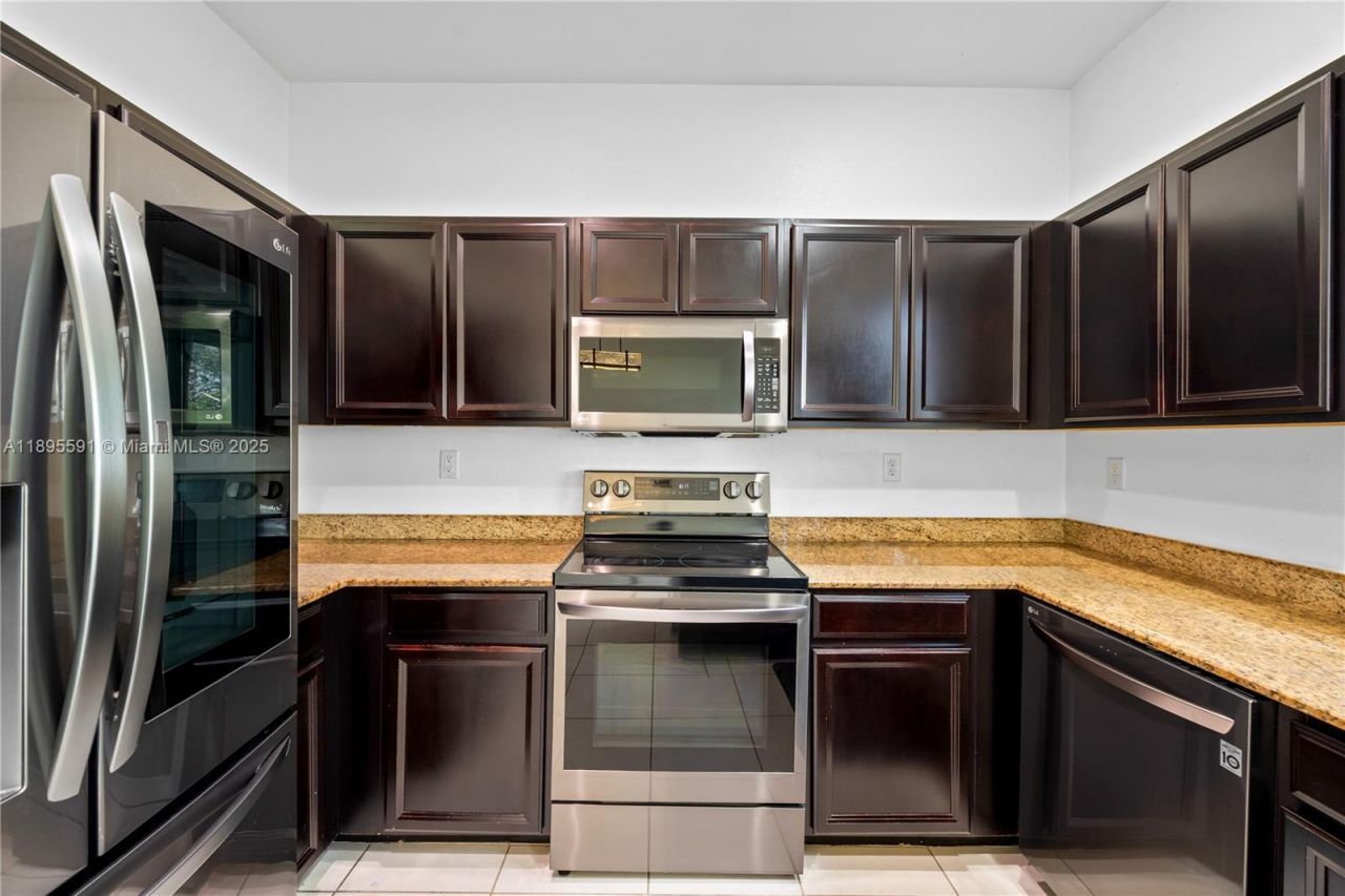 21416 NW 13th Pl, Miami Gardens, FL 33169 Photo