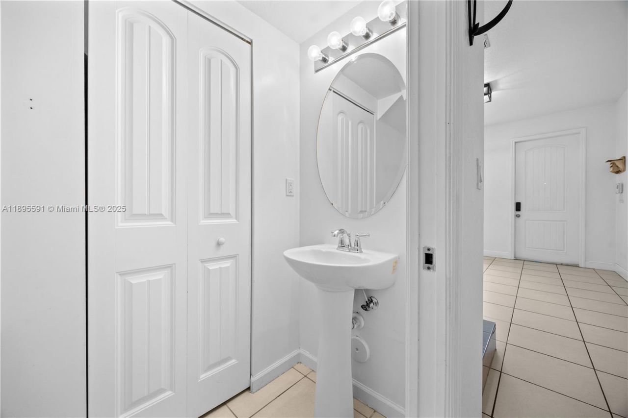 21416 NW 13th Pl, Miami Gardens, FL 33169 Photo