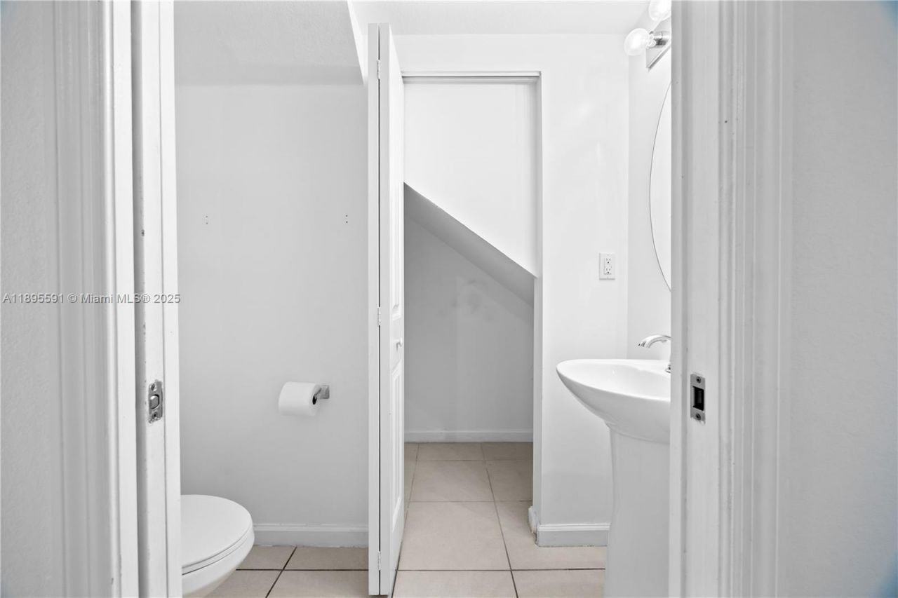 21416 NW 13th Pl, Miami Gardens, FL 33169 Photo