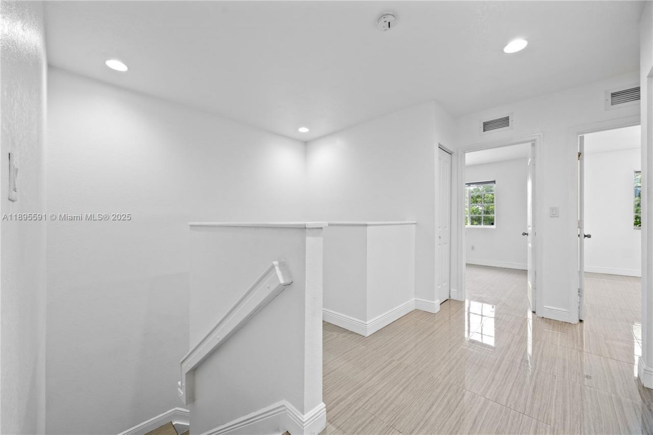 21416 NW 13th Pl, Miami Gardens, FL 33169 Photo