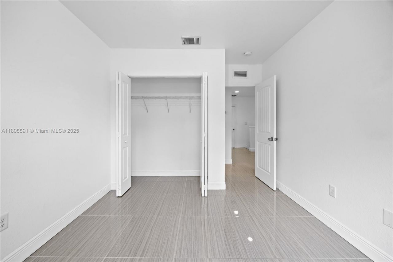 21416 NW 13th Pl, Miami Gardens, FL 33169 Photo