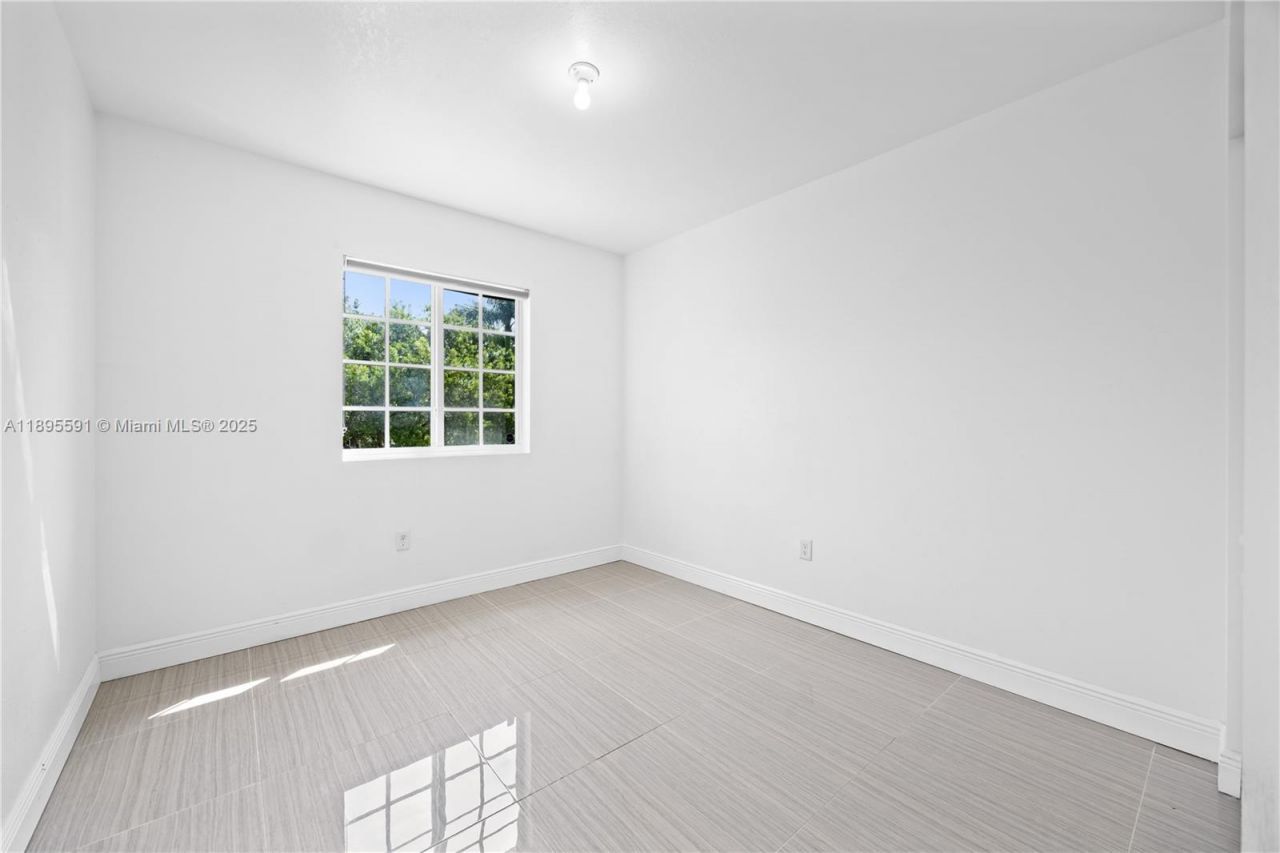 21416 NW 13th Pl, Miami Gardens, FL 33169 Photo