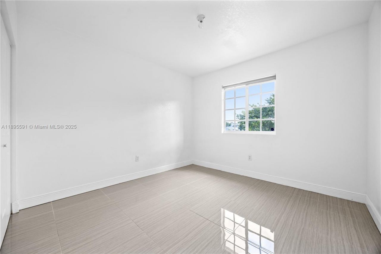 21416 NW 13th Pl, Miami Gardens, FL 33169 Photo