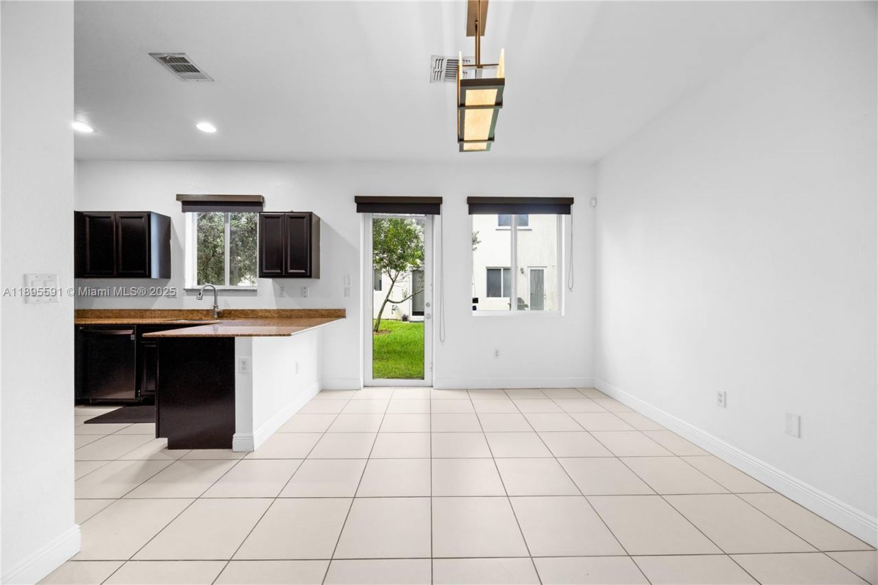 21416 NW 13th Pl, Miami Gardens, FL 33169 Photo