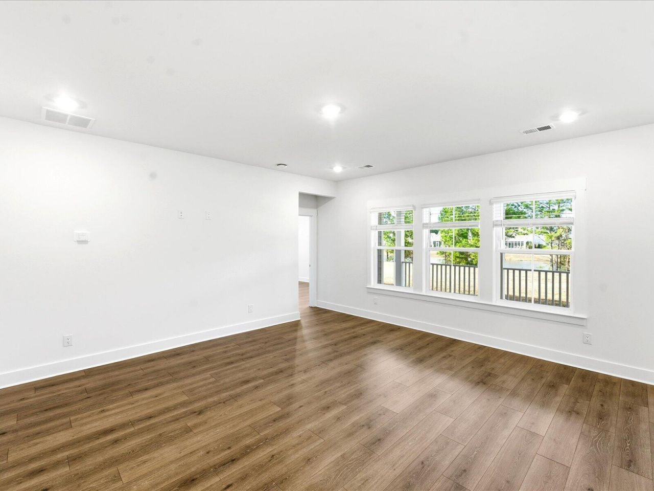 412 Radiant Blue Way Photo 12