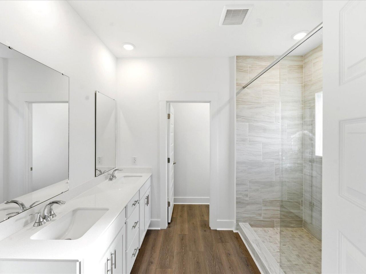 412 Radiant Blue Way Photo 19