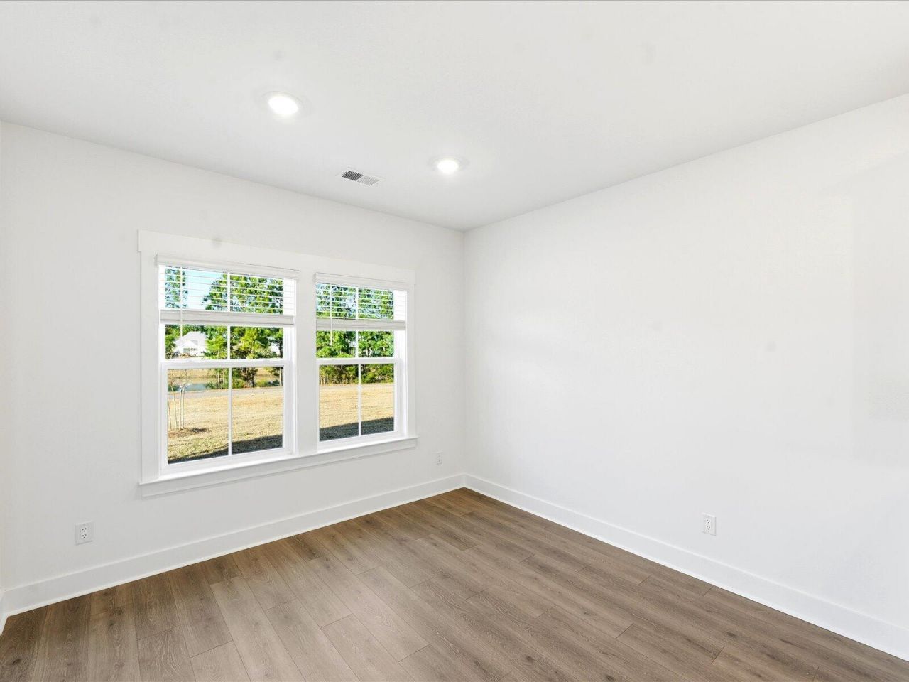 412 Radiant Blue Way Photo 22