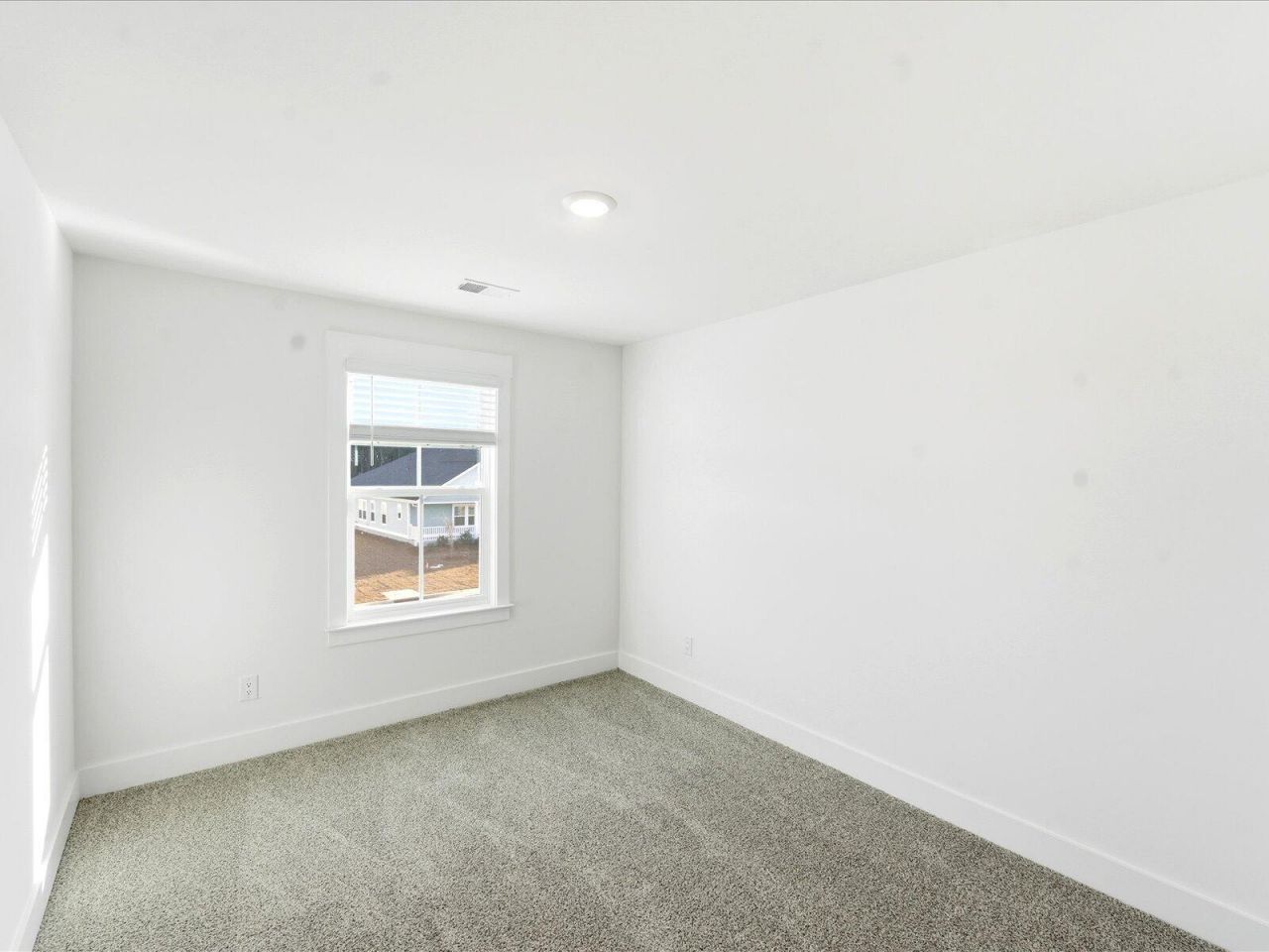 412 Radiant Blue Way Photo 25