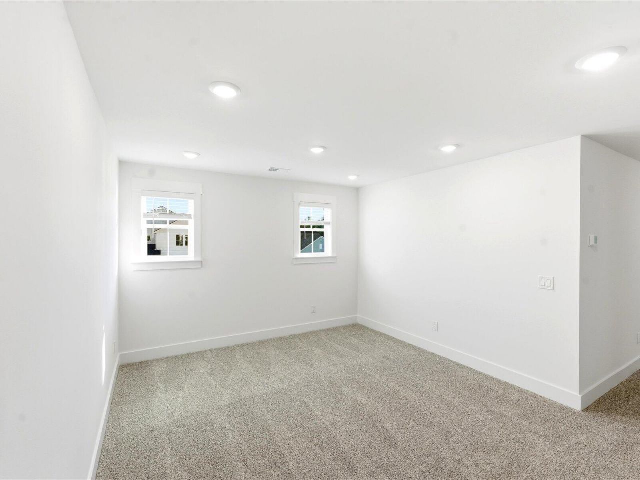 412 Radiant Blue Way Photo 29