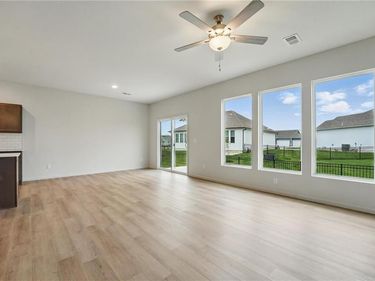 120 NW Mulberry Court, Blue Springs, MO 64014