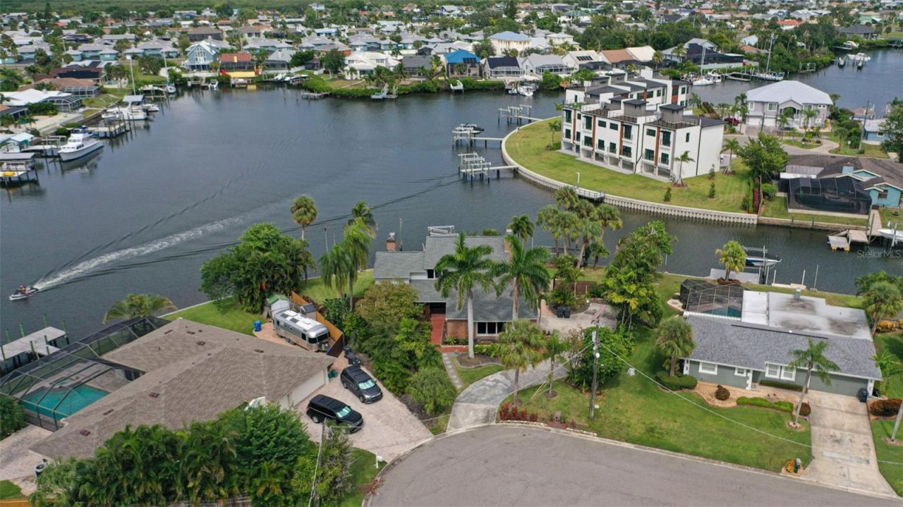 769 Kingston Court, Apollo Beach, FL 33572 Photo