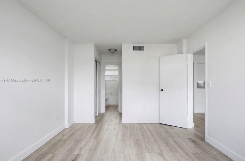 14140 SW 84th St, Unit 104-H, Miami, FL 33183 Photo