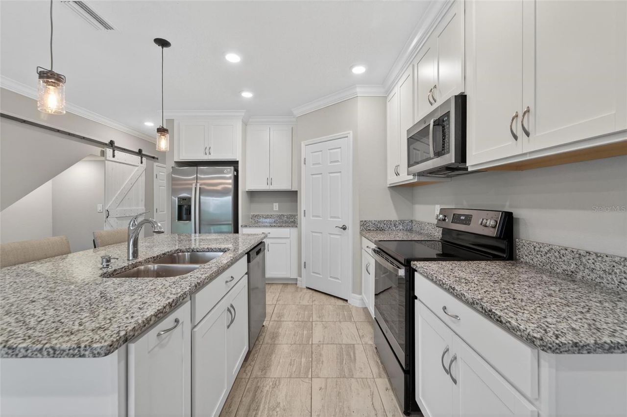 5516 Tripoli Drive, Palmetto, FL 34221 Photo