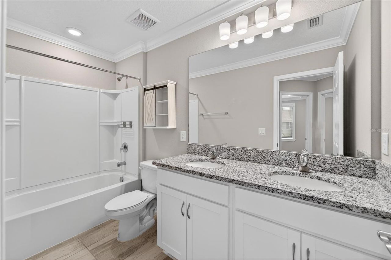 5516 Tripoli Drive, Palmetto, FL 34221 Photo