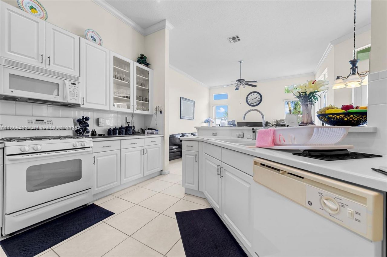 172 NW Magnolia Lakes Blvd, Port Saint Lucie, FL 34986 Photo