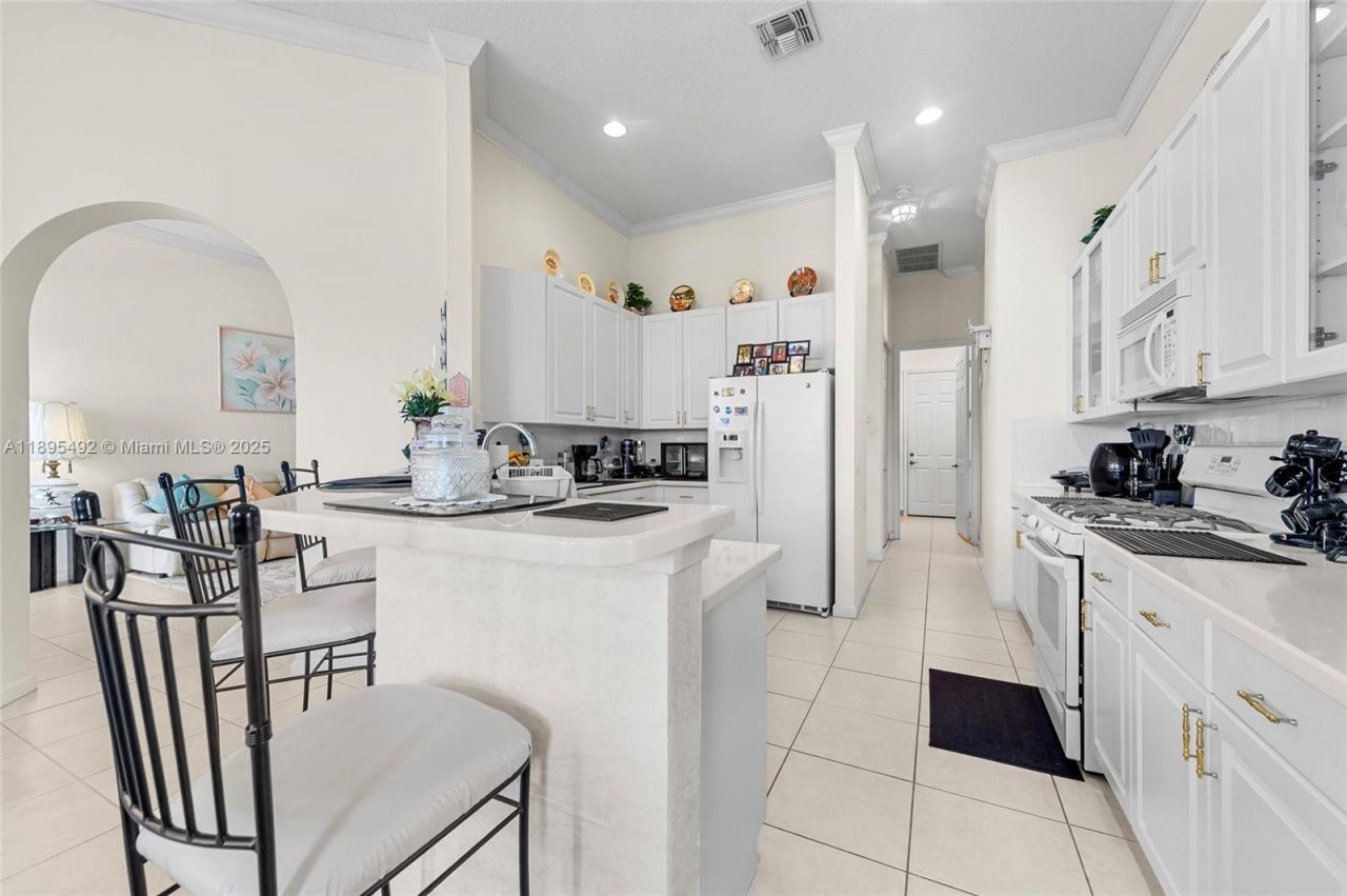 172 NW Magnolia Lakes Blvd, Port Saint Lucie, FL 34986 Photo