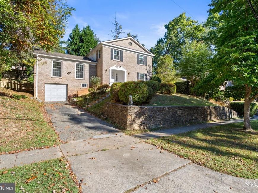 1242 Derbyshire Road, Potomac, MD 20854 Main Photo