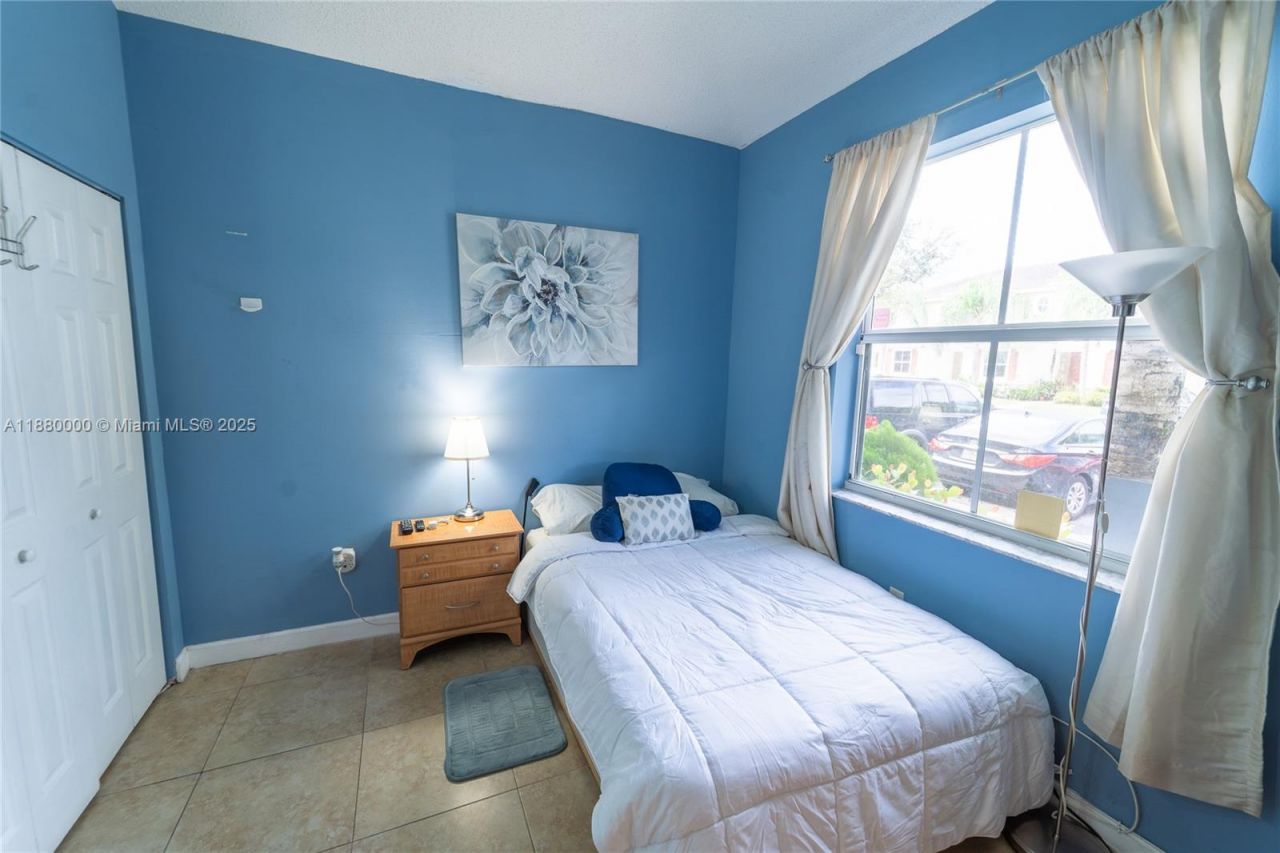 983 NE 42nd Pl, Homestead, FL 33033 Photo