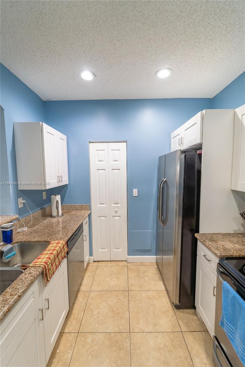 983 NE 42nd Pl, Homestead, FL 33033 Photo