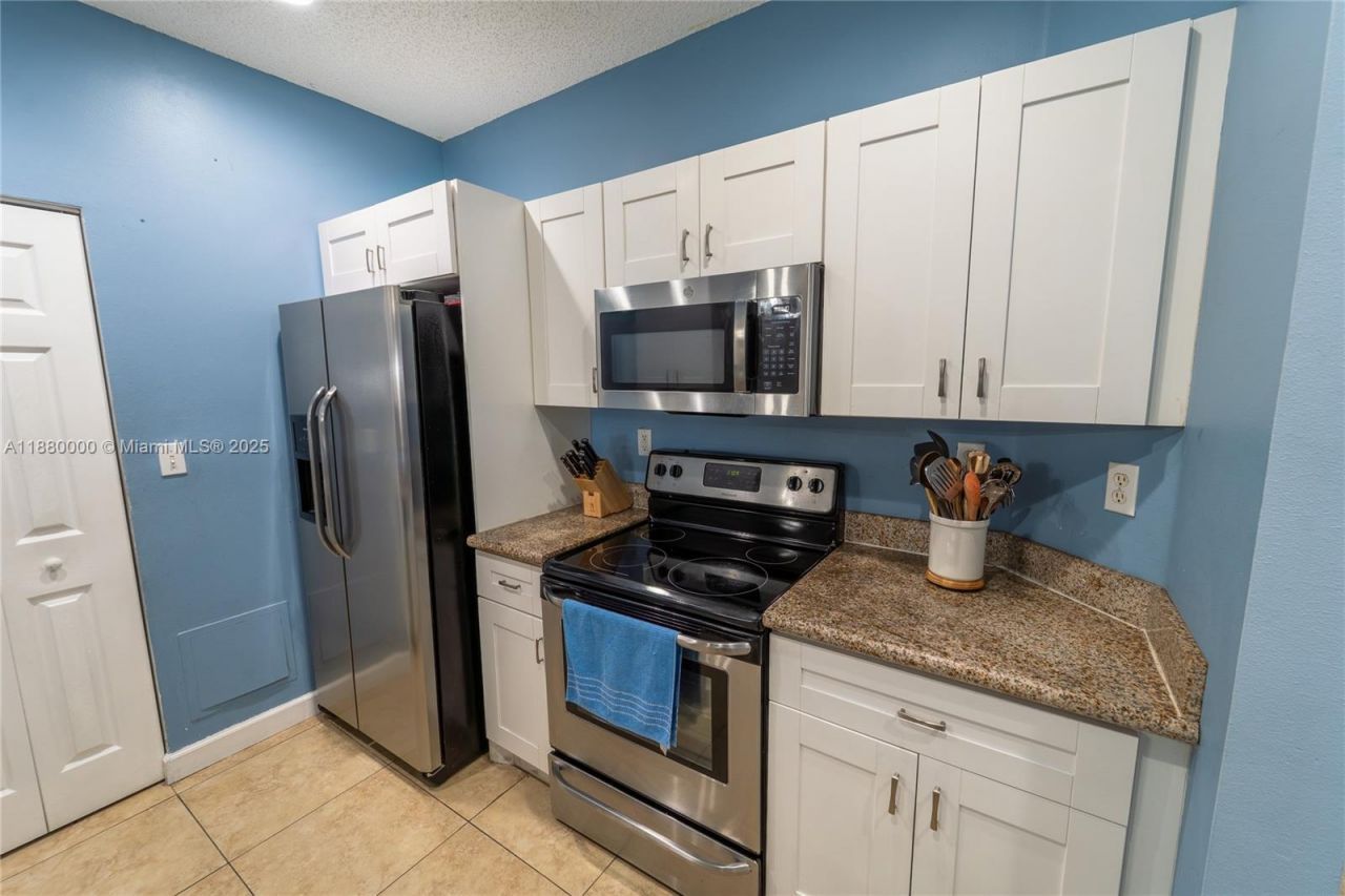 983 NE 42nd Pl, Homestead, FL 33033 Photo