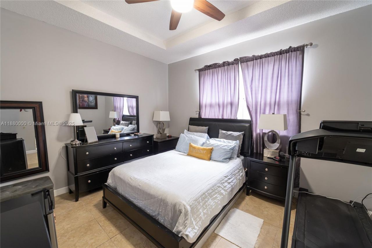 983 NE 42nd Pl, Homestead, FL 33033 Photo