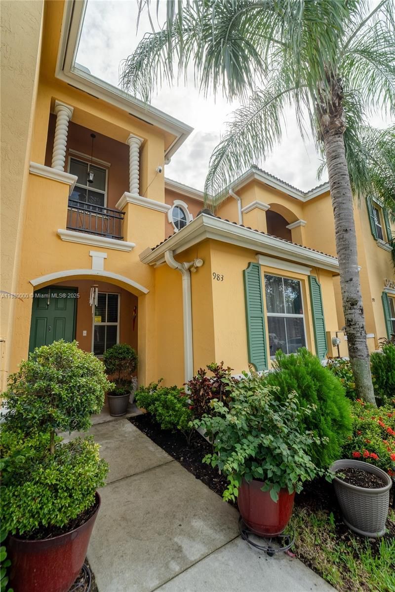 983 NE 42nd Pl, Homestead, FL 33033 Photo