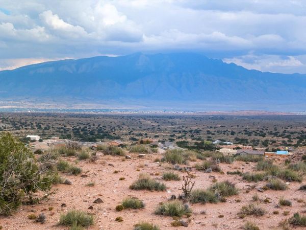 6016 Ridgeline Place NE, Rio Rancho, NM 87144