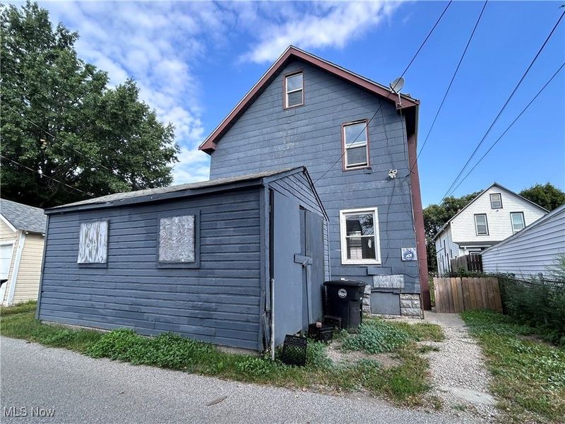 6817 Hope Avenue, Cleveland, OH 44102 Photo 2