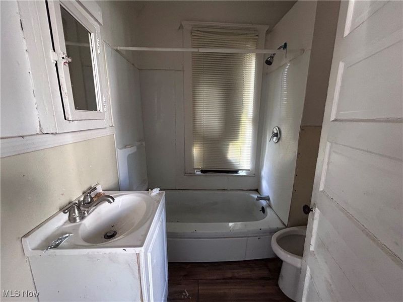 6817 Hope Avenue, Cleveland, OH 44102 Photo 9