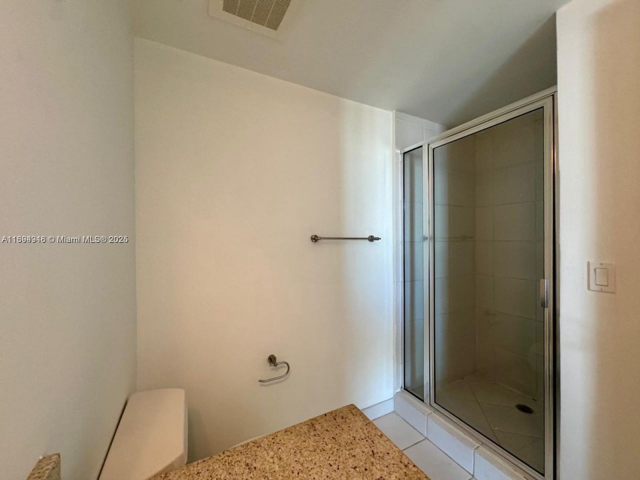 185 SW 7th St, Unit 2411, Miami, FL 33130 Photo