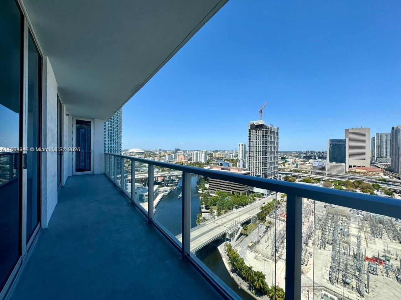 185 SW 7th St, Unit 2411, Miami, FL 33130 Photo