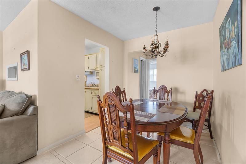 2106 NE 56th Court, Unit 204, Fort Lauderdale, FL 33308 Photo
