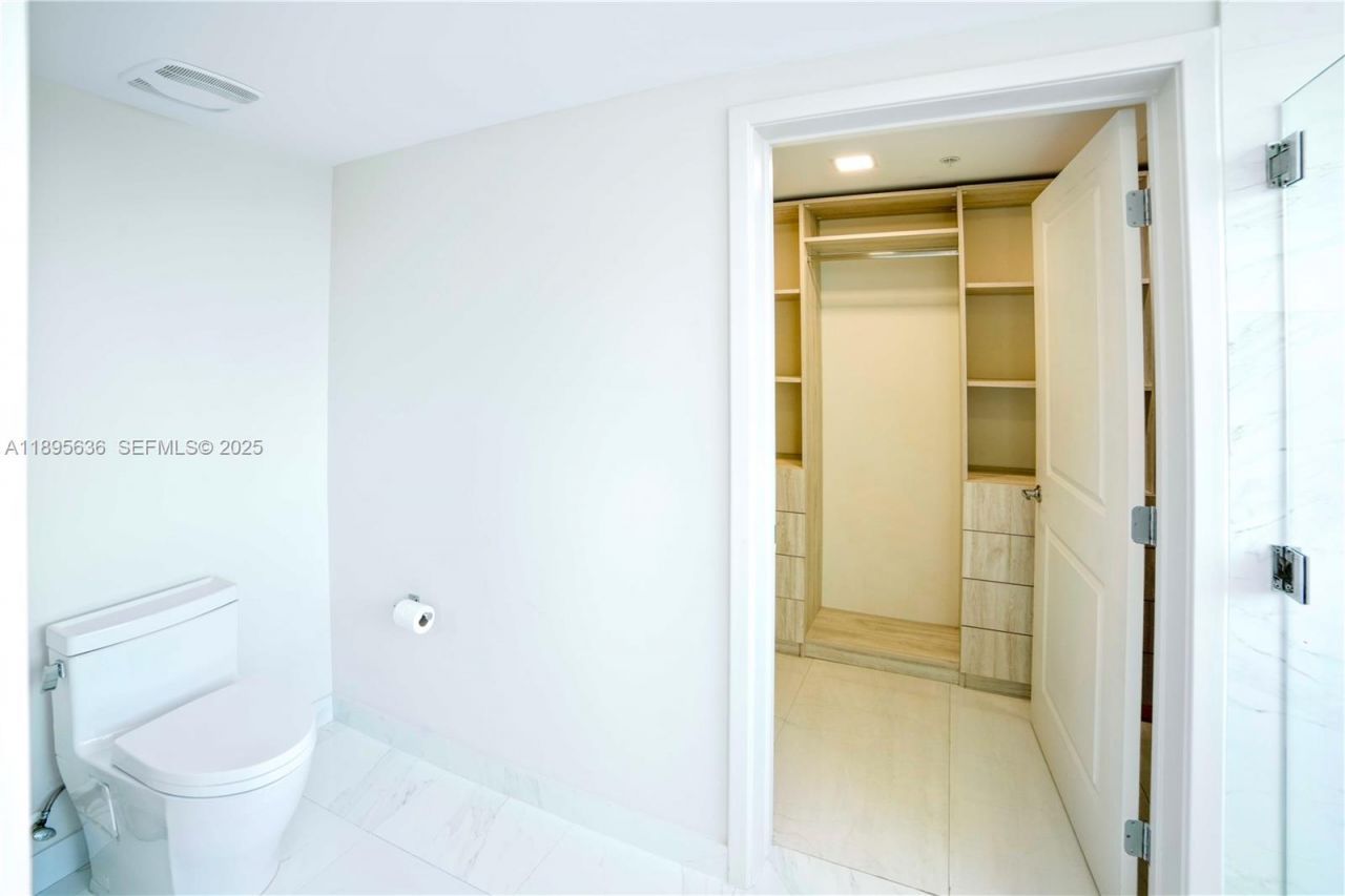 400 Sunny Isles Blvd, Unit 1408, Sunny Isles Beach, FL 33160 Photo